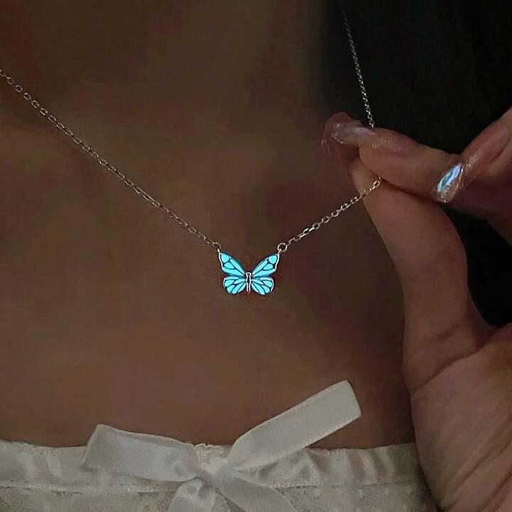 Luminous Butterfly Necklace Glowing Night Fluorescence Vintage Glow In The Dark Pendant